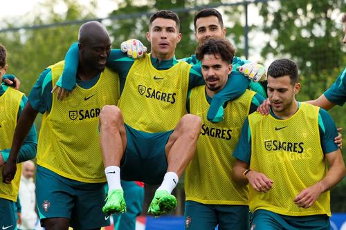 Cristiano Ronaldo va fi și la 39 de ani de nelipsit dintre titularii Portugaliei la Euro 2024 / Foto: X Portugalia