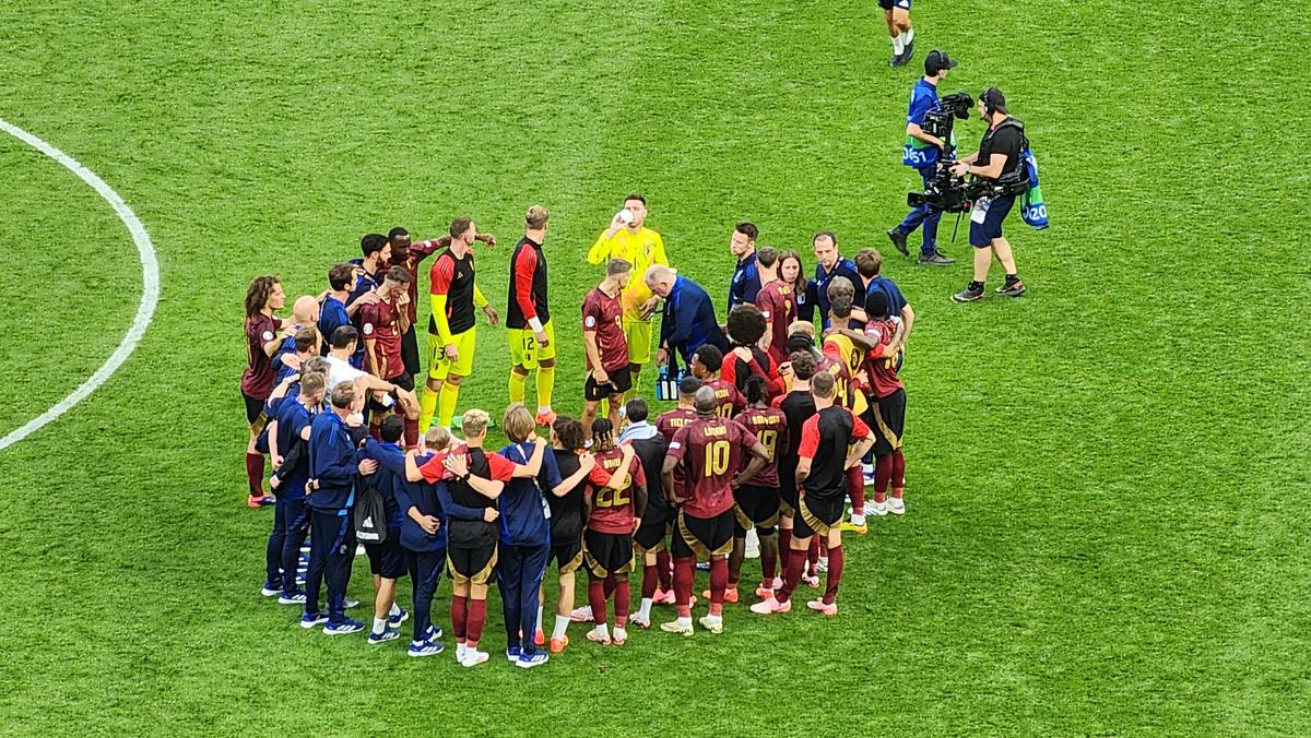 Ce au făcut belgienii imediat după fluierul de final, în timp ce jucătorii Slovaciei sărbătoreau victoria