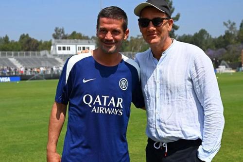 Cristi Chivu, alături de bunul său prieten și fan Inter, actorul englez Clive Owen / Foto: inter.it