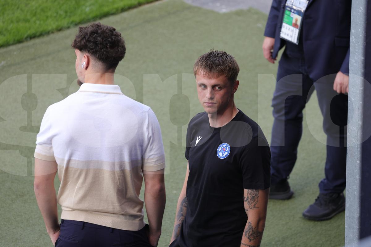 Chemat la raport! Marea țeapă a lui Șucu, printre „tricolorii” U21, înainte de România - Slovacia: scena surprinsă în stadion