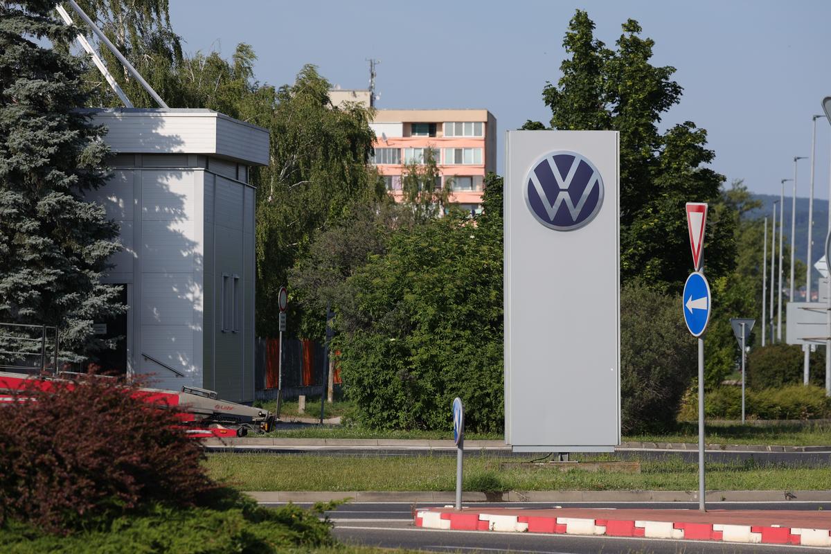GSP a ajuns în „epicentrul” industriei puse la pământ de Donald Trump în Slovacia