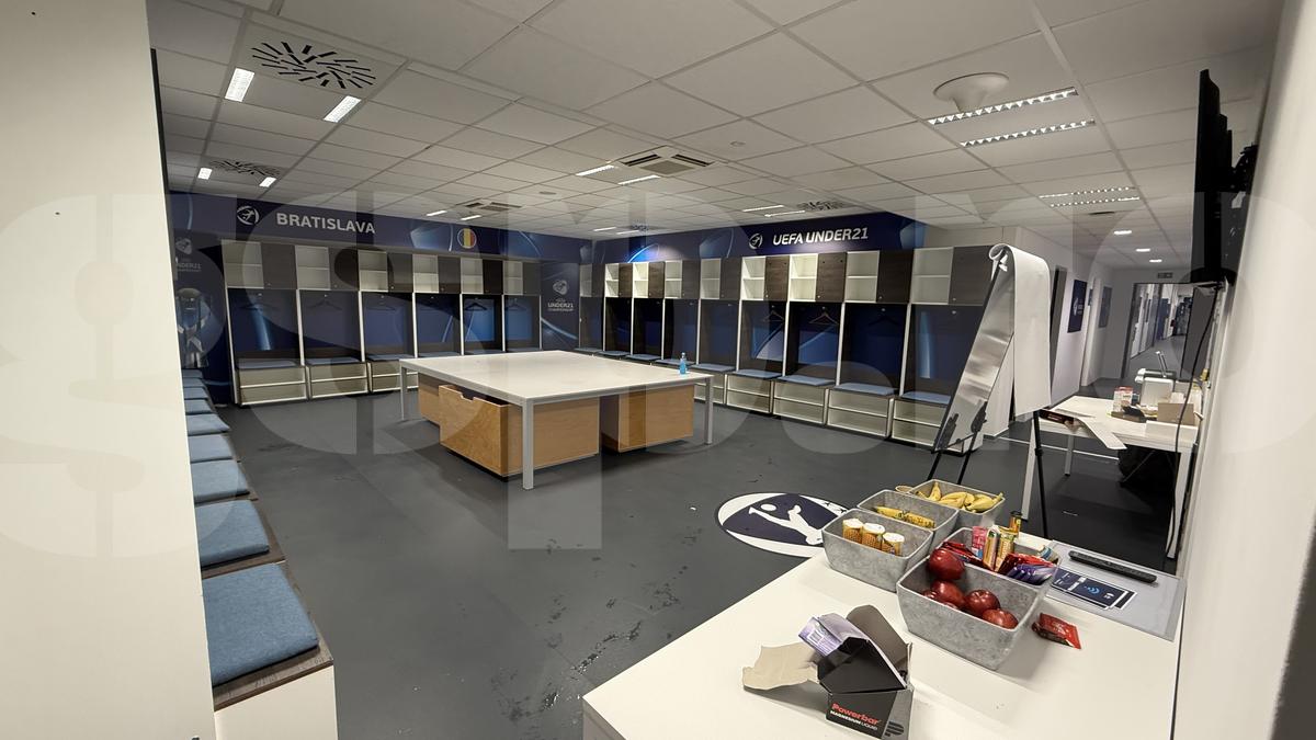 Cum arăta vestiarul României după meciul cu Slovacia, de la Euro U21