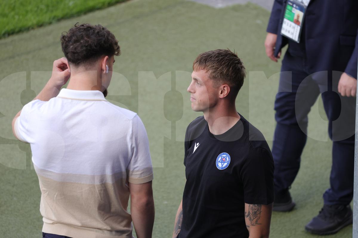 Chemat la raport! Marea țeapă a lui Șucu, printre „tricolorii” U21, înainte de România - Slovacia: scena surprinsă în stadion