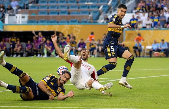 Boca Juniors și Benfica, meci-spectacol la Campionatul Mondial al cluburilor: 4 goluri și 3 eliminări