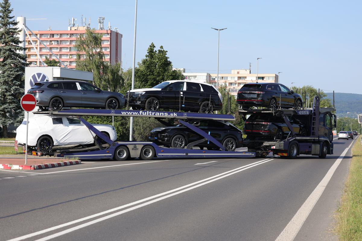 GSP a ajuns în „epicentrul” industriei puse la pământ de Donald Trump în Slovacia