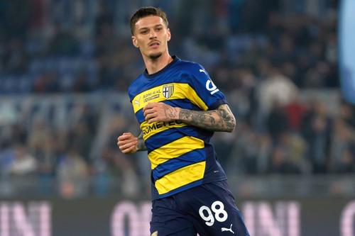 Dennis Man, pe radarul unui club de top! Îl vrea antrenorul / foto: Imago