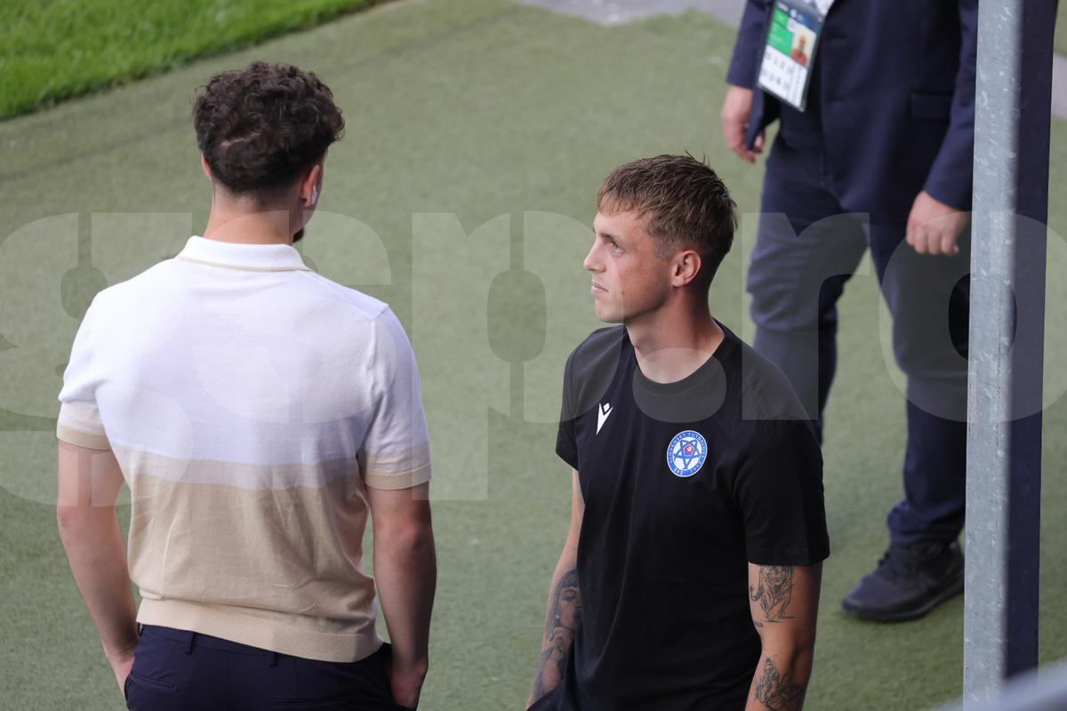 Chemat la raport! Marea țeapă a lui Șucu, printre „tricolorii” U21, înainte de România - Slovacia: scena surprinsă în stadion