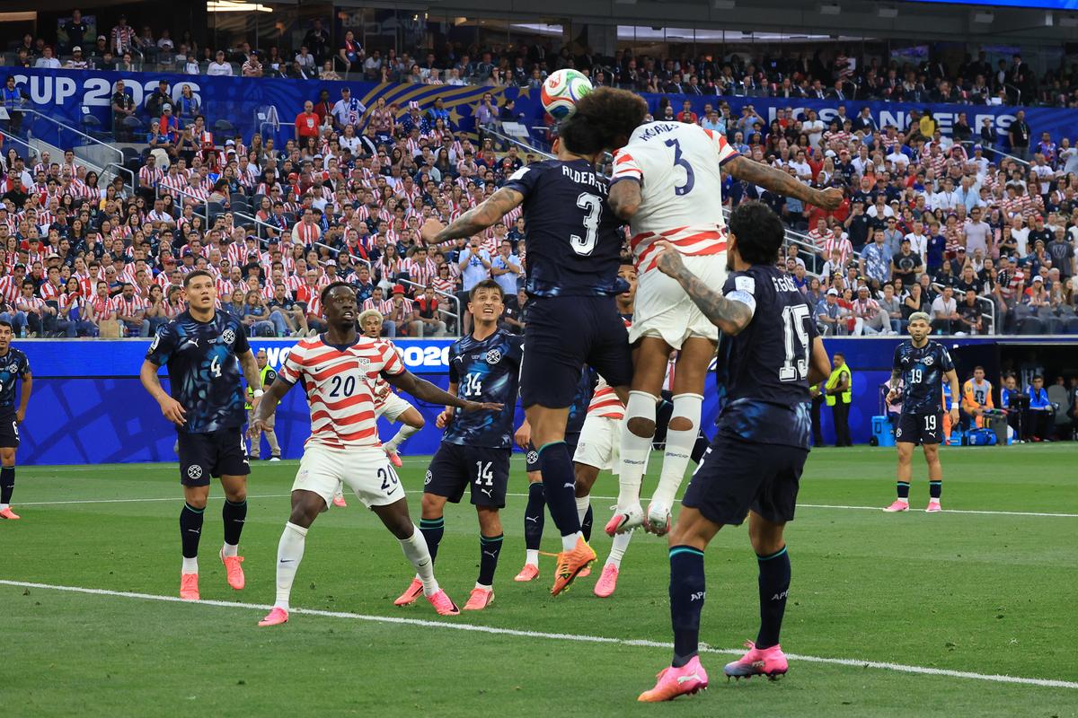 Imagini de la SUA - Paraguay 4-1