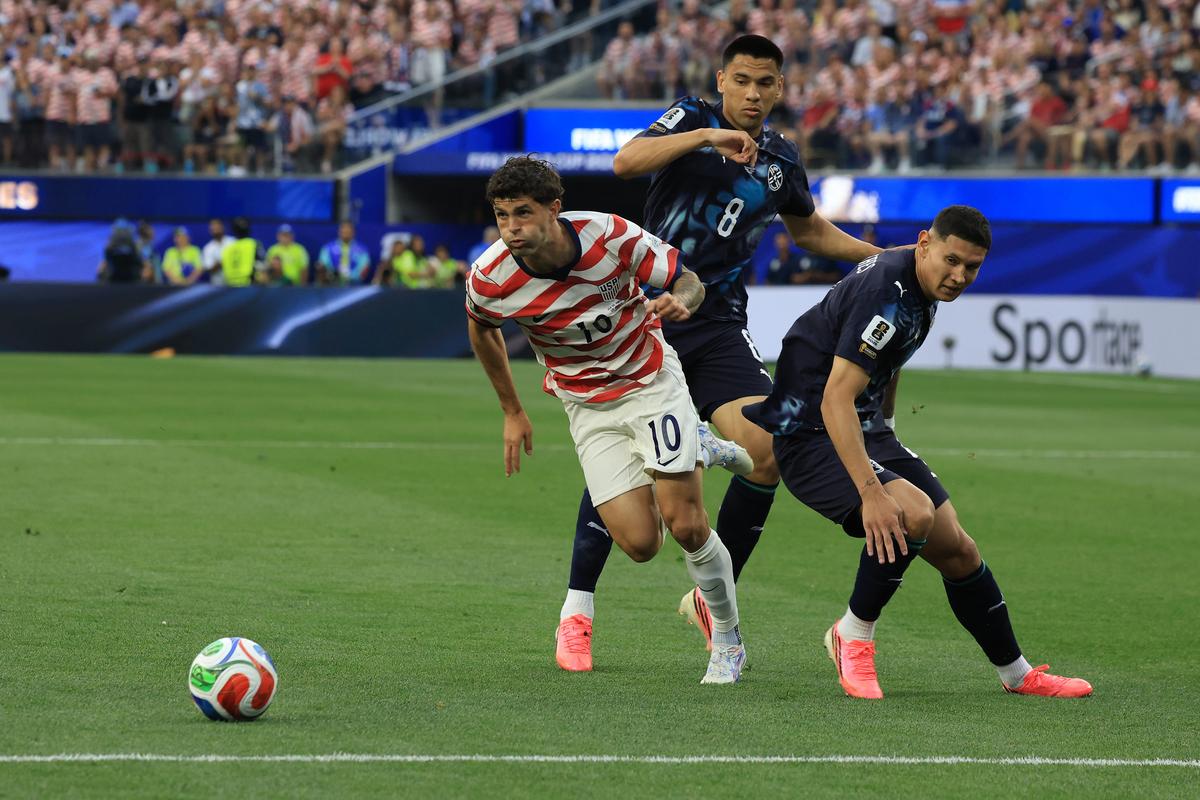 Imagini de la SUA - Paraguay 4-1
