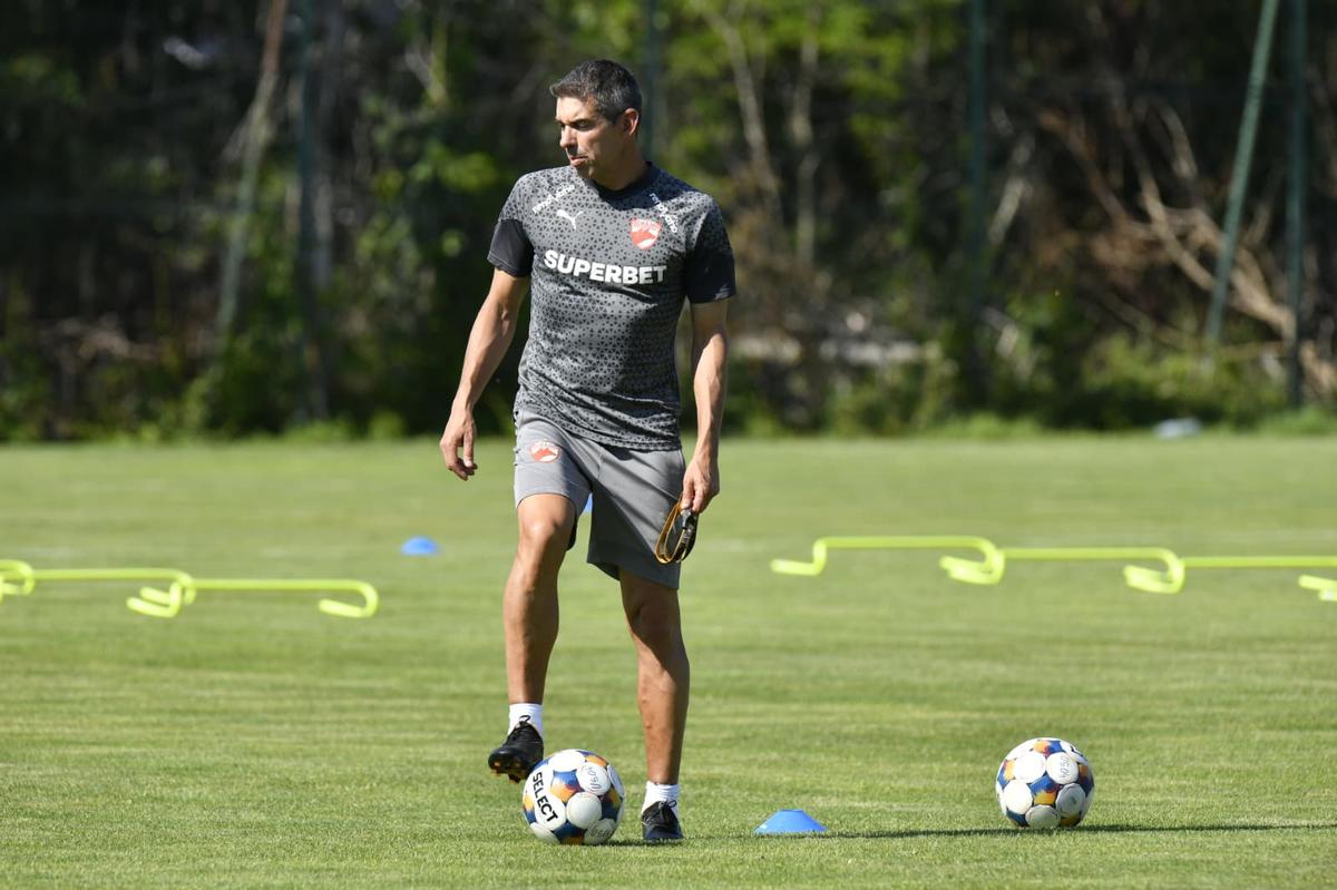 Nuno Campos va lua decizia: „Nu vor merge în cantonament” » 29 de jucători sub comanda noului antrenor al lui Dinamo