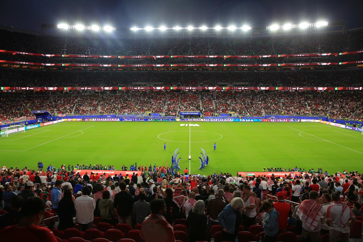 WOW! Stadionul unde România ar fi urmat să joace peste 3 zile nu seamănă cu nimic din ce am mai văzut: imagini incredibile