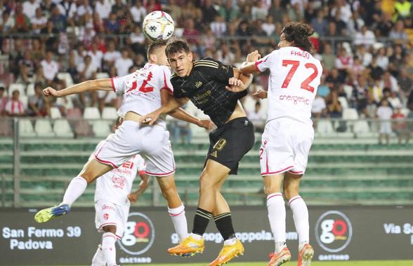 Daniel Pancu și-a dat acordul » Rapid, negocieri cu atacantul din Italia