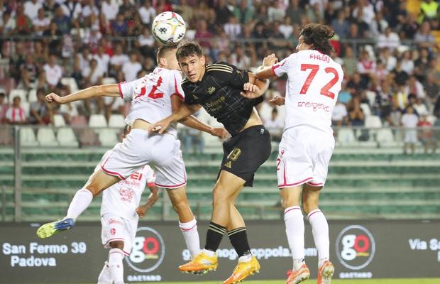 Daniel Pancu și-a dat acordul » Rapid, negocieri cu atacantul din Italia