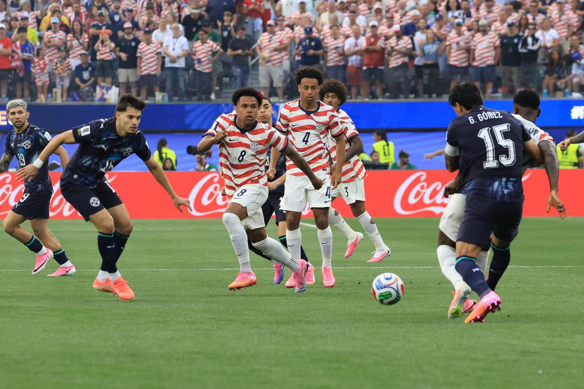 Imagini de la SUA - Paraguay 4-1