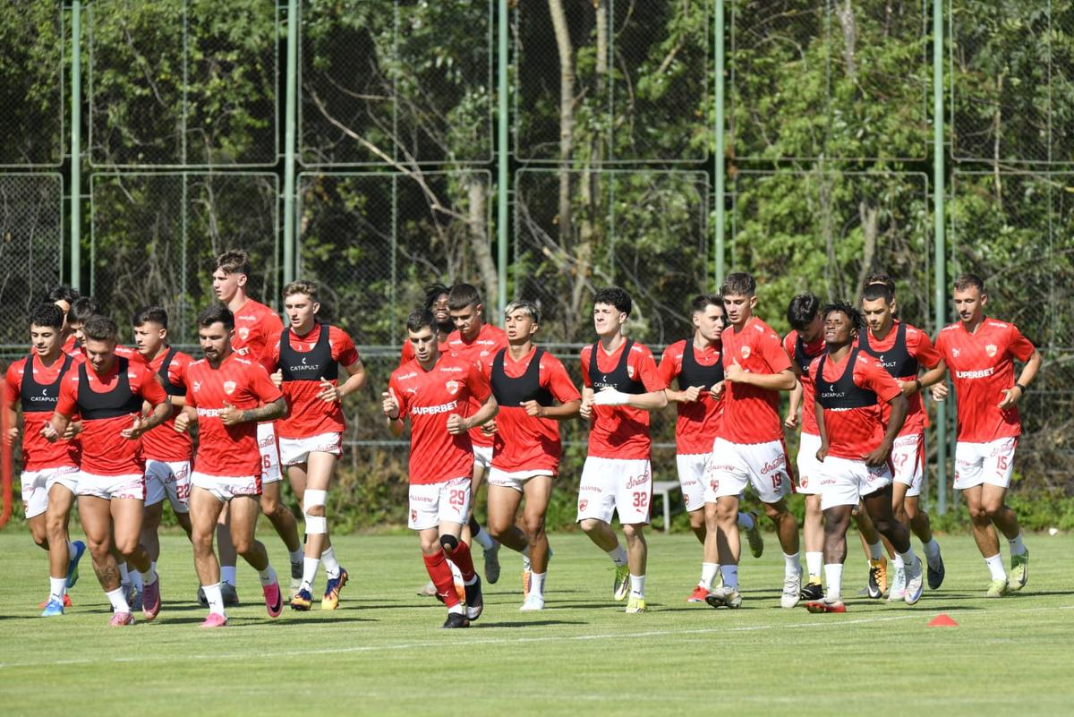 Nuno Campos va lua decizia: „Nu vor merge în cantonament” » 29 de jucători sub comanda noului antrenor al lui Dinamo