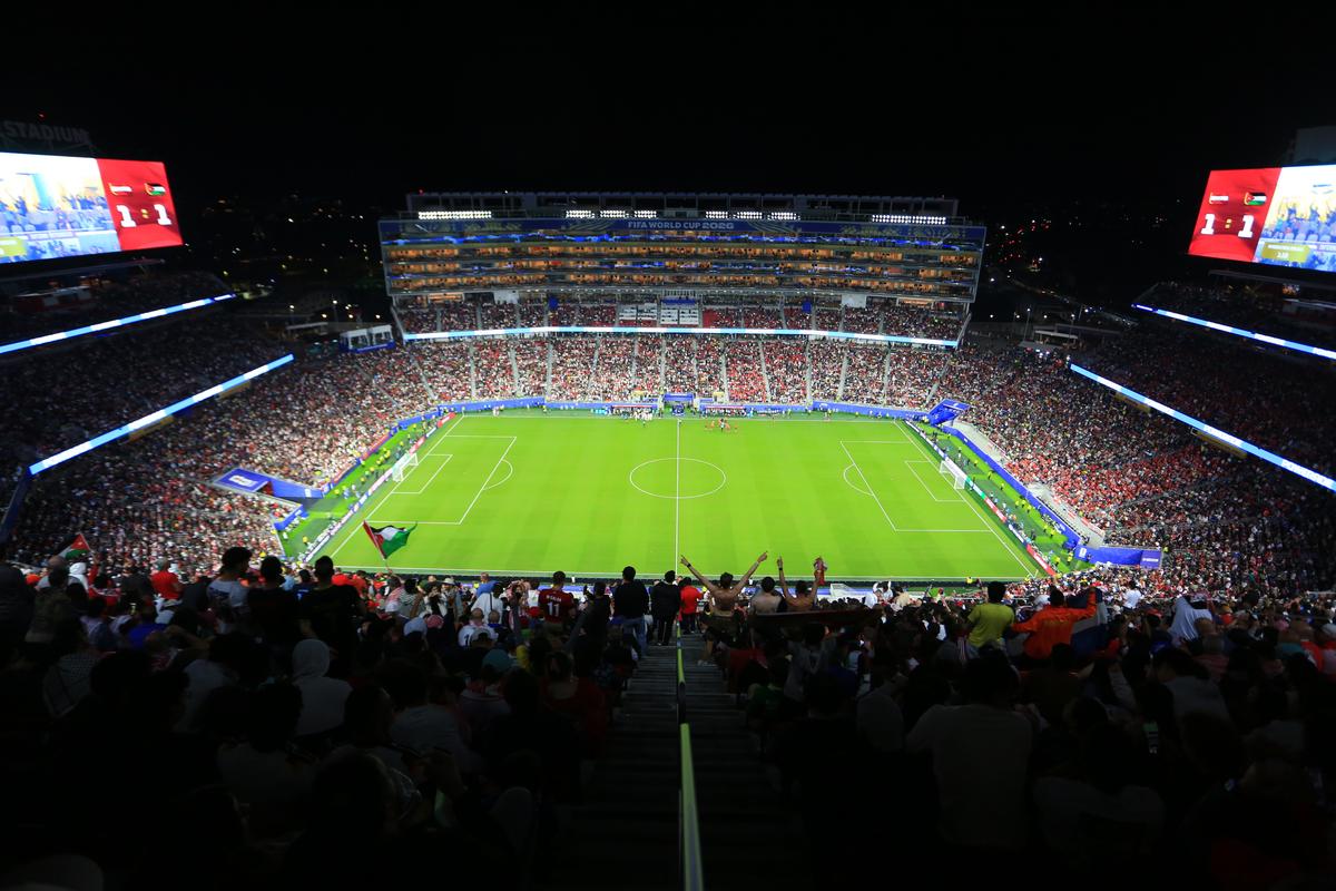WOW! Stadionul unde România ar fi urmat să joace peste 3 zile nu seamănă cu nimic din ce am mai văzut: imagini incredibile