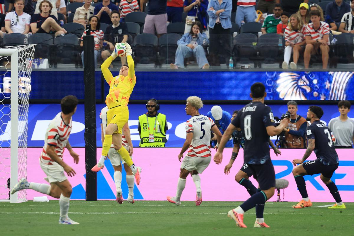 Imagini de la SUA - Paraguay 4-1