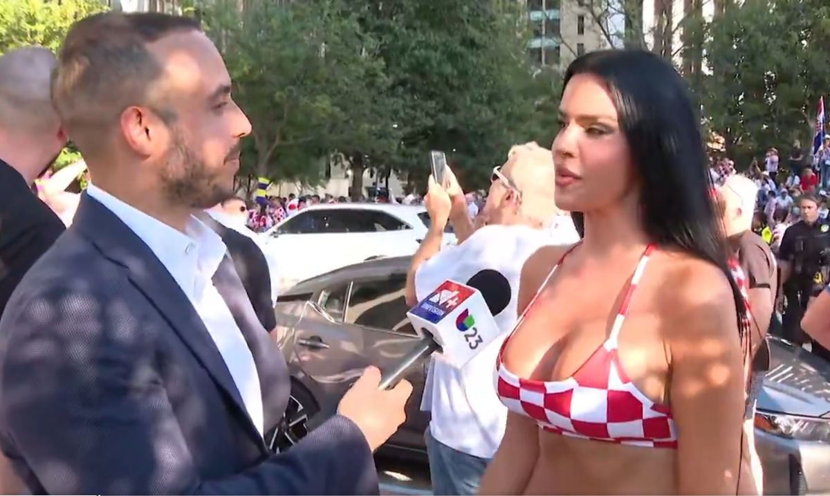 Ivana Knoll a pornit cu fanii croați spre stadion, iar o întrebare a „pornit-o”: „El înseamnă totul! Eu merg all-in!”