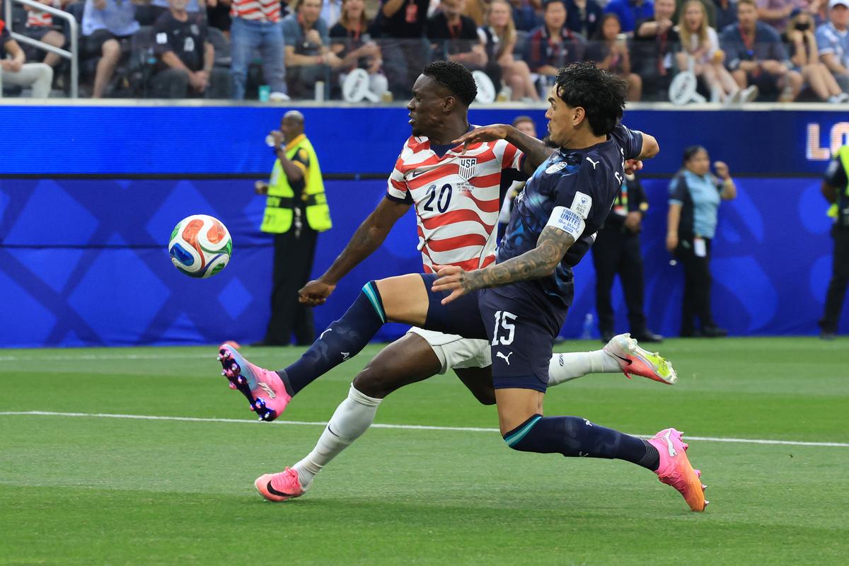 Imagini de la SUA - Paraguay 4-1