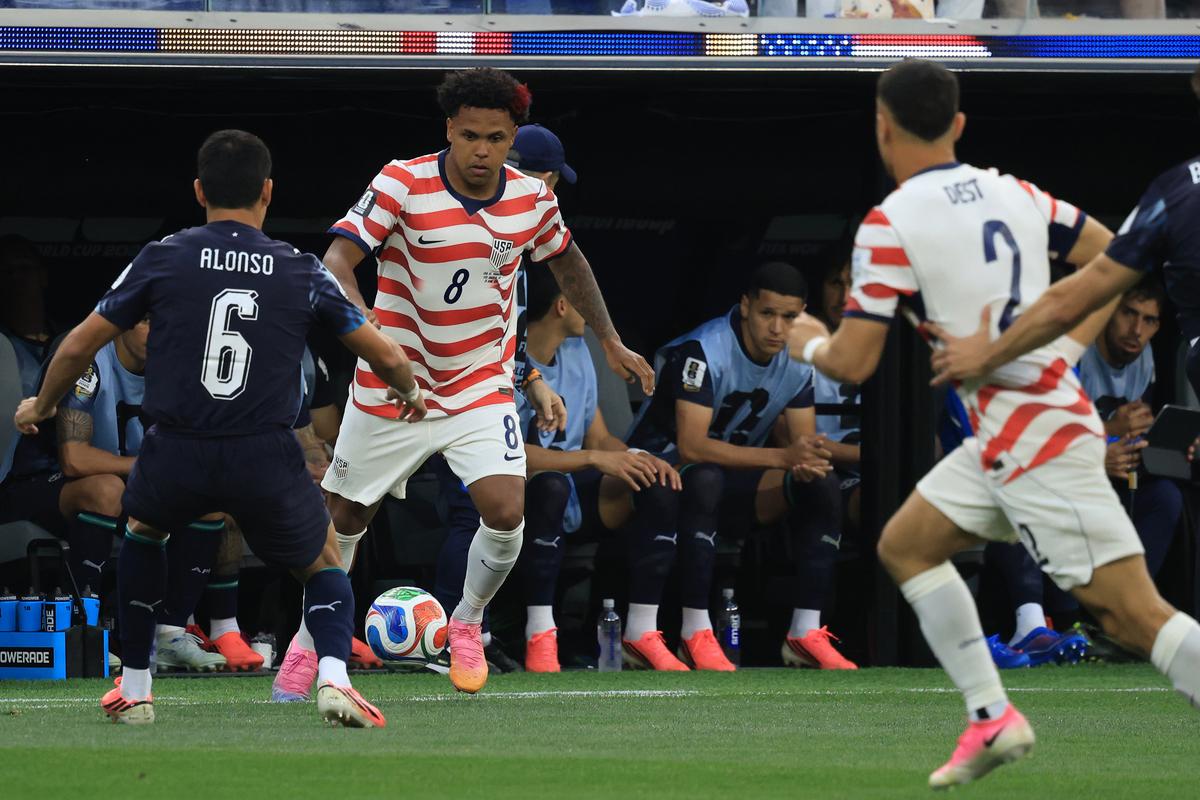 Imagini de la SUA - Paraguay 4-1