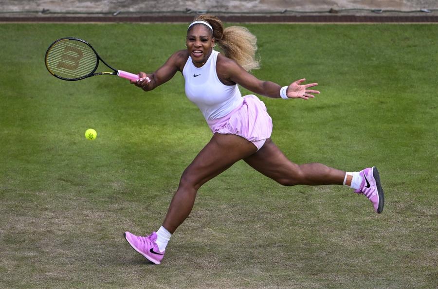 Serena Williams în acțiune la Berlin // FOTO: Imago Images Româncele și-au aflat adversarele de la Wimbledon » Sorana Cîrstea, traseu accesibil până în optimi
