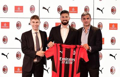 Oficial! Olivier Giroud este noul jucător al lui AC Milan