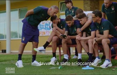 Imagini în premieră din cantonamentul Italiei la EURO » Au fost șocați de prăbușirea lui Eriksen: „Nici n-am putut să mă uit”
