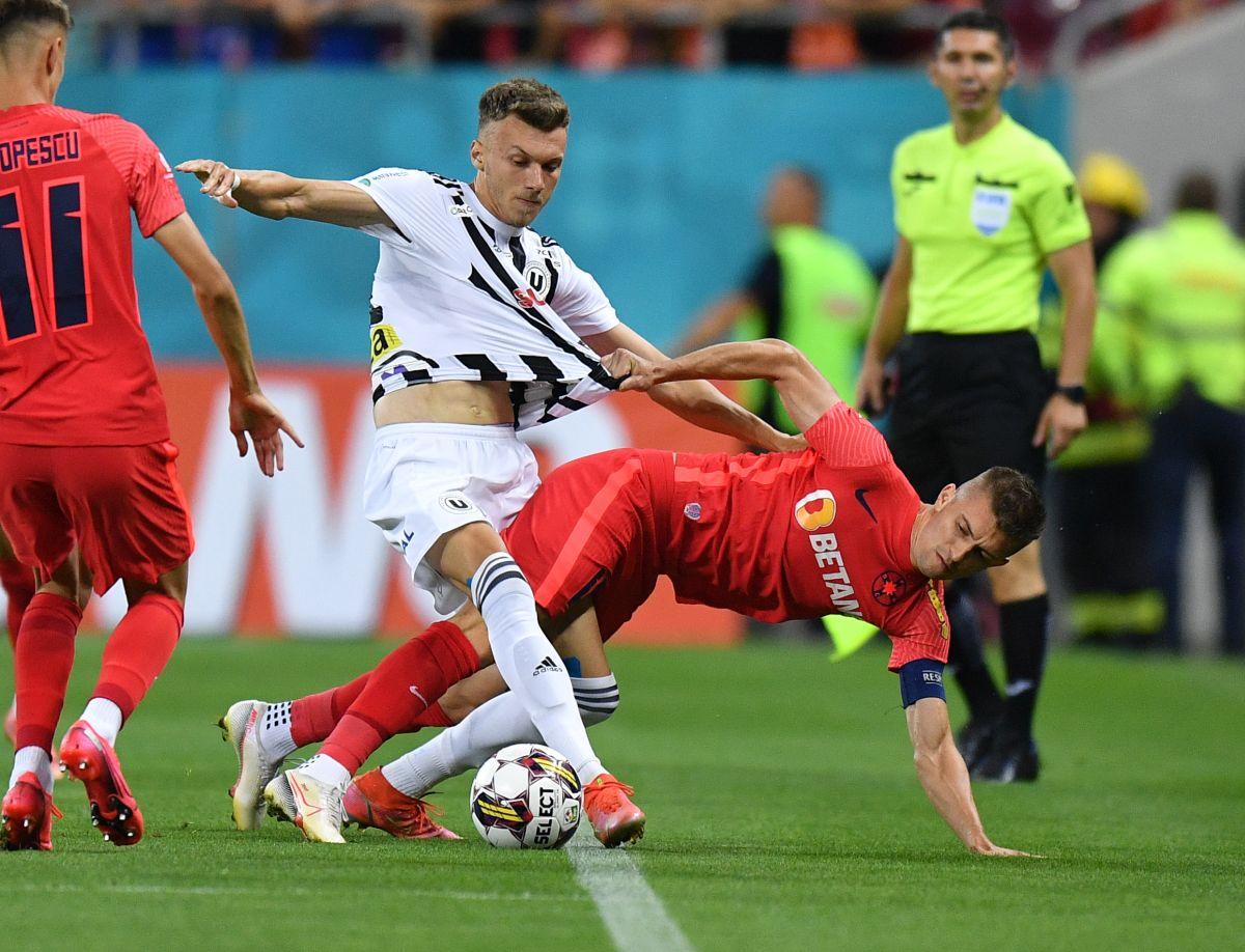 Incredibil: o problemă tehnică a privat-o pe FCSB de penalty și cartonaș roșu cu U Cluj!