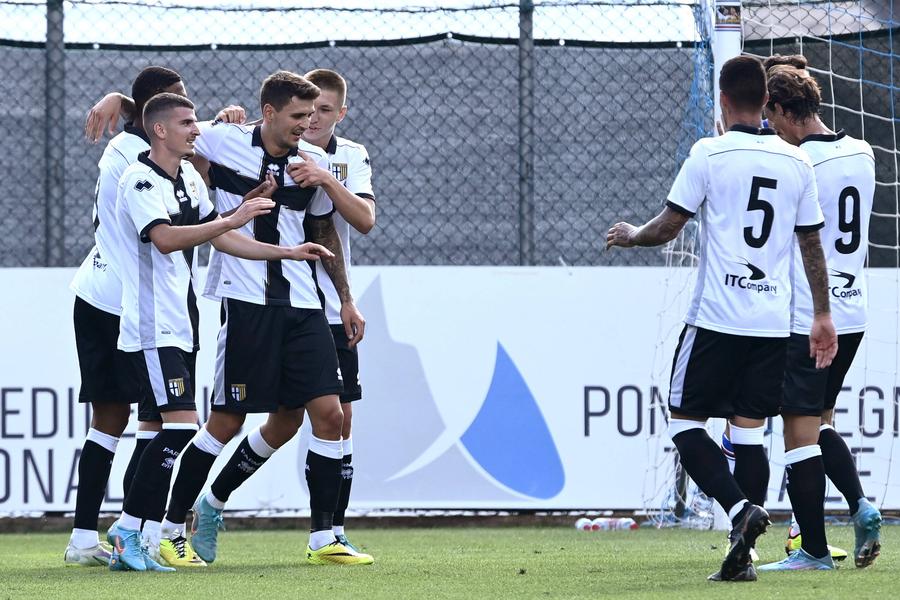 Cum s-a descurcat Valentin Mihăilă în primul amical al verii la Parma, după încheierea împrumutului la Atalanta