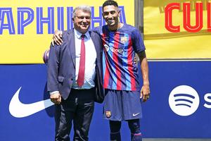 Premieră în istoria Barcelonei: Hansi Flick resetează lista căpitanilor clubului blagrana pentru sezonul viitor!