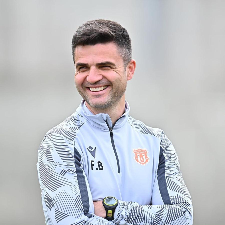 Florin Bratu, antrenor la Karmiotissa. Foto: Instagram Meciul echipei lui Mircea Lucescu, suspect de blat la pariuri! » Bănuielile ajung și la clubul lui Florin Bratu din Cipru