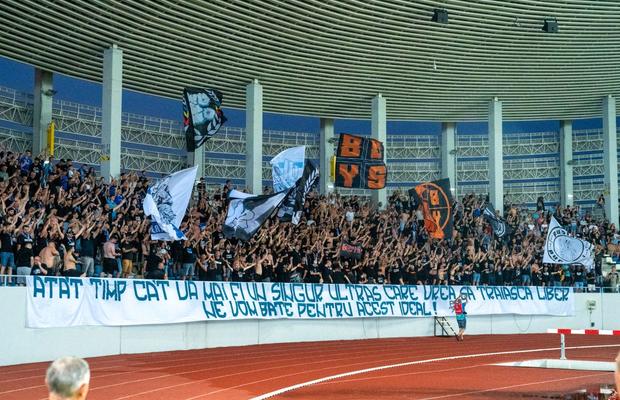 Nu s-a văzut la TV » Mesajul afișat de ultrașii lui FCU Craiova, în plină polemică legată de palmares: „Ne vom bate pentru acest ideal”