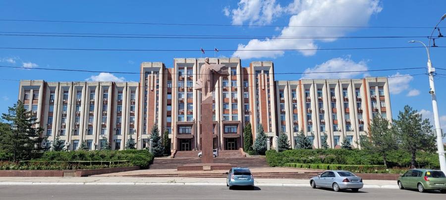 FOTO: Cristi Preda (GSP.ro) Mica Uniune Sovietică » Reporterii GSP au petrecut o zi în Tiraspol și au tras 10 concluzii: diferență de prețuri față de România, transport arhaic și baie în Nistru
