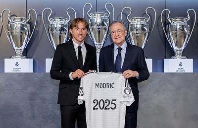 Oficial: Luka Modric continuă la Real Madrid!