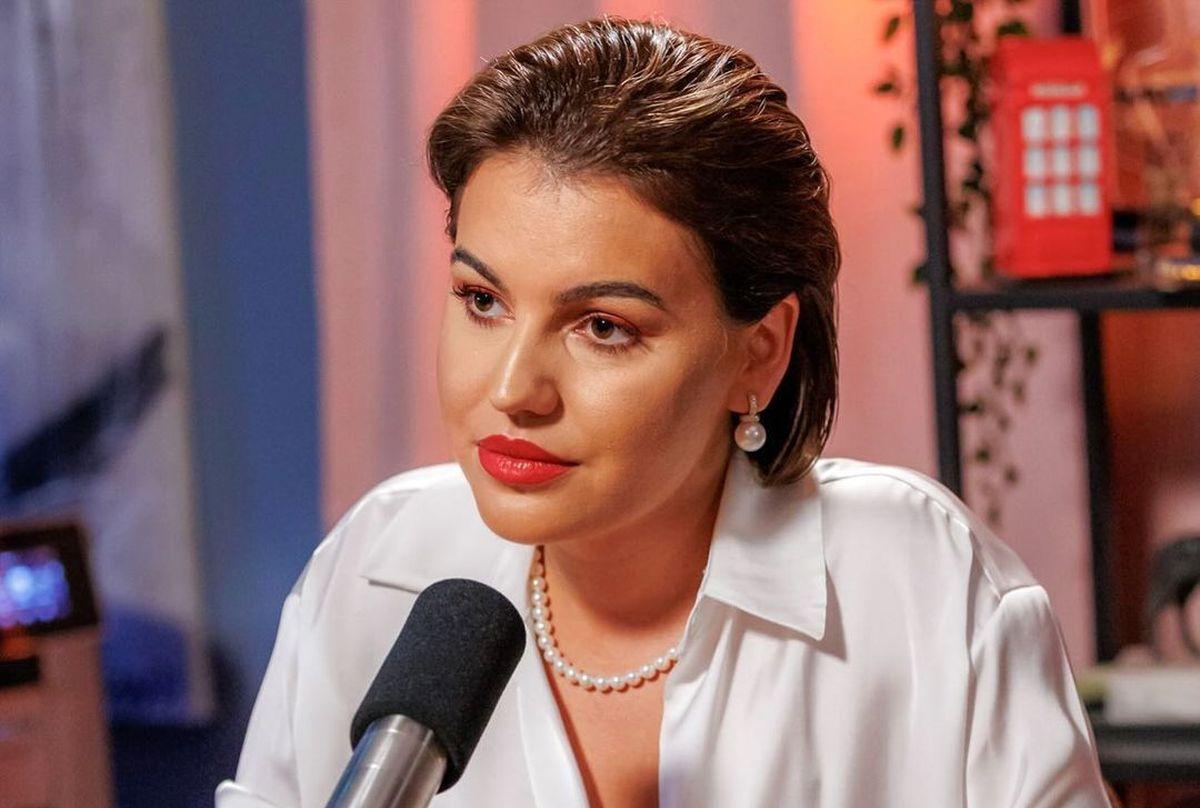 Probleme în paradis? Romina Gingașu a șters pozele cu Pierro Ferrari și a păstrat doar două fotografii pe Instagram
