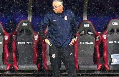 Dan Petrescu, dezlănțuit după CFR Cluj - Paksi: „Nu am mai văzut așa ceva. L-am pierdut tot sezonul” + Propunere pentru Lucescu: „Am vorbit cu el”