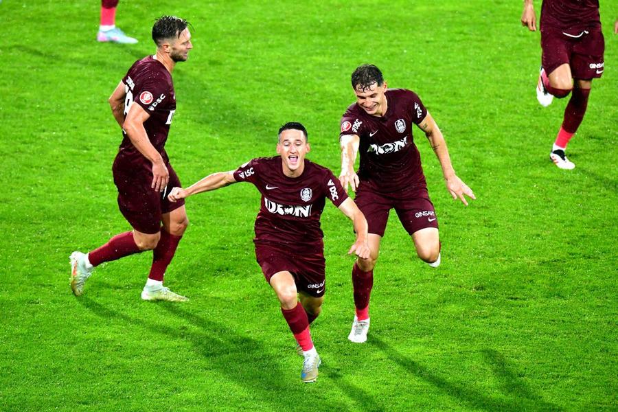 Alin Fică a marcat un gol în Paksi - CFR Cluj // foto: Cristi Preda (GSP) Rapid, acord cu mijlocașul rivalei din Liga 1 » Cât trebuie să plătească Dan Șucu