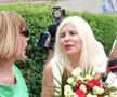 Elena Udrea a ieșit pe poarta Penitenciarului Târgșor, după 3 ani de detenție: „N-aș mai face Gala Bute” + „Îi mulțumesc lui Gigi Becali!” » Întâmpinată cu flori din plastic și bancnote