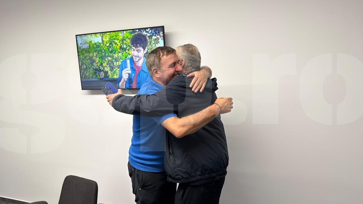 Reacția lui Gică Hagi la revederea cu Dan Petrescu » Imaginile serii, la pauză, în Ghencea