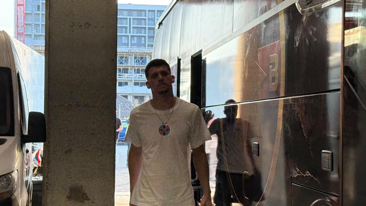 Fotbaliștii lui FCSB au mers pentru prima dată cu noul autocar