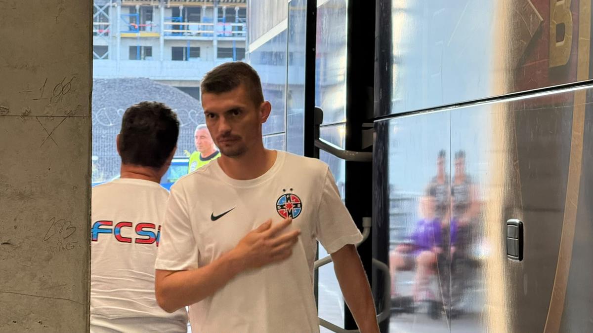 Fotbaliștii lui FCSB au mers pentru prima dată cu noul autocar