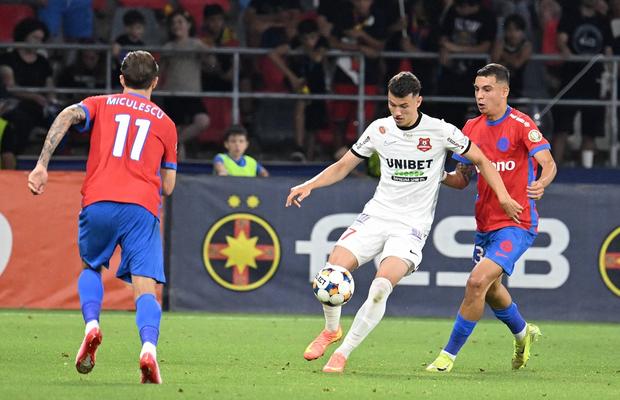 Situație halucinantă! Noul transfer al celor de la FCSB are contract semnat și cu altă echipă din Superligă
