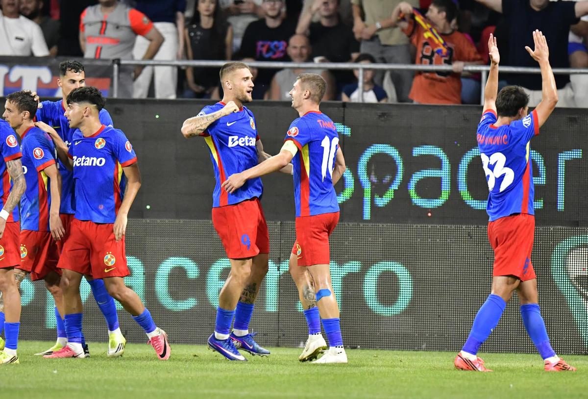 Tăiați cu „șeptarul” » Tavi Popescu a luat pe cont propriu FCSB - FC Argeș și l-a tranșat prin două faze