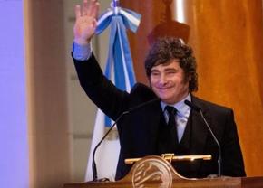 Decizia luată de președintele Argentinei, după anunțul lui Trump: „Nu mai scot jacheta” » Superstiția de 36 de ani