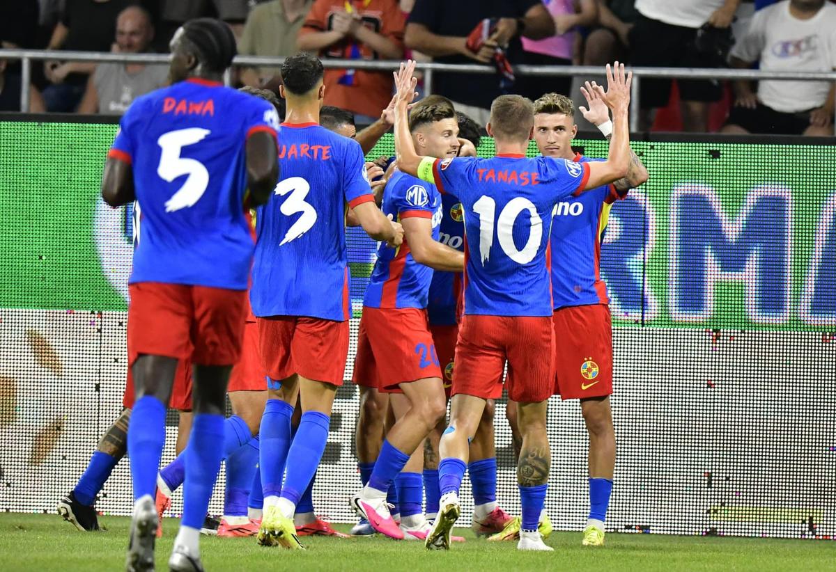 Tăiați cu „șeptarul” » Tavi Popescu a luat pe cont propriu FCSB - FC Argeș și l-a tranșat prin două faze