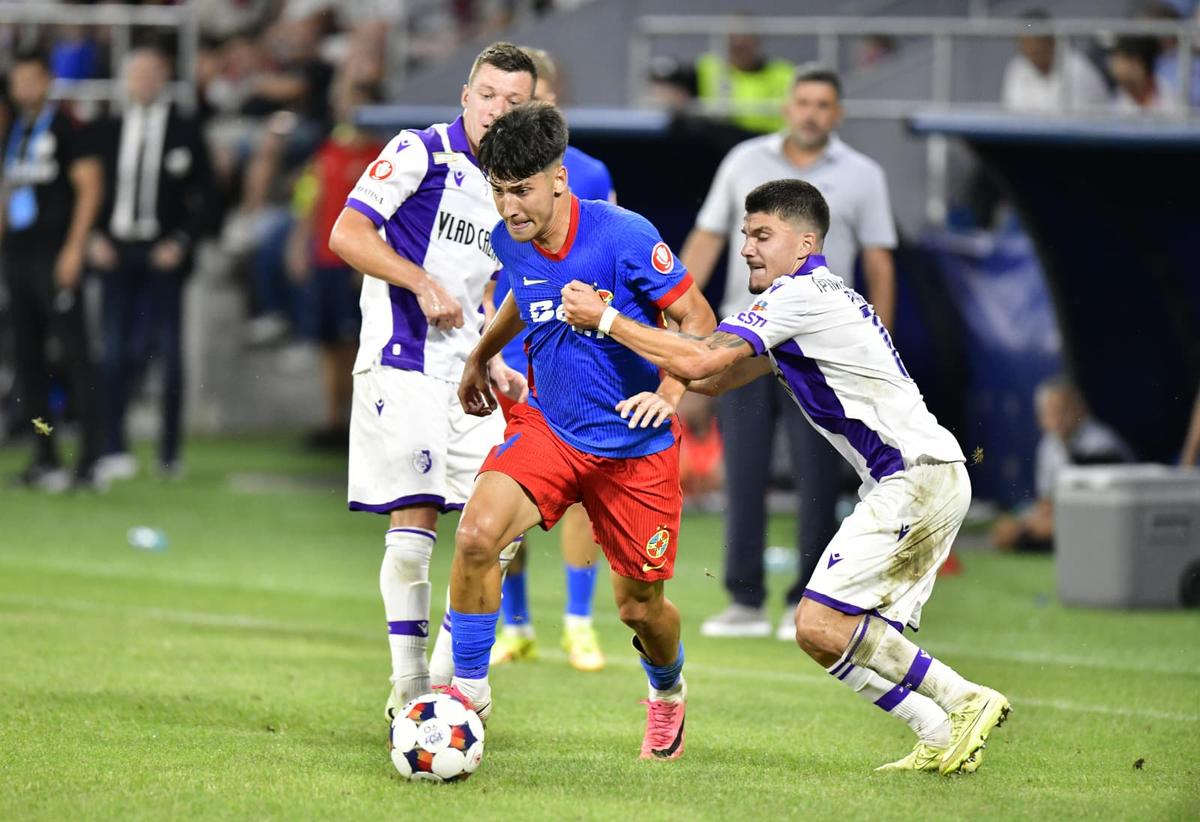 Tăiați cu „șeptarul” » Tavi Popescu a luat pe cont propriu FCSB - FC Argeș și l-a tranșat prin două faze