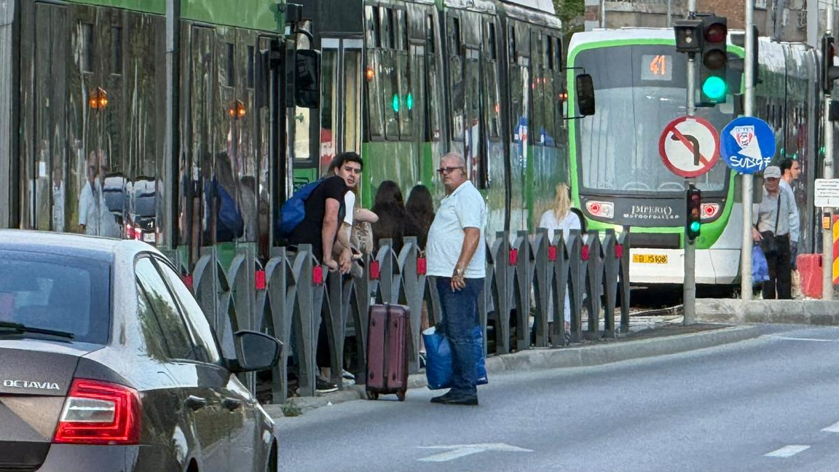 Defecțiune pe linia 41 în seara meciului dintre FCSB și FC Argeș