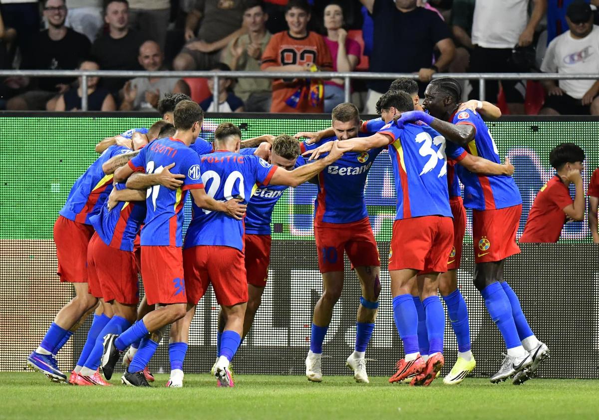 Tăiați cu „șeptarul” » Tavi Popescu a luat pe cont propriu FCSB - FC Argeș și l-a tranșat prin două faze