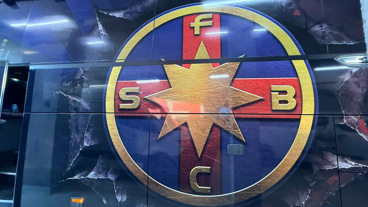 Fotbaliștii lui FCSB au mers pentru prima dată cu noul autocar