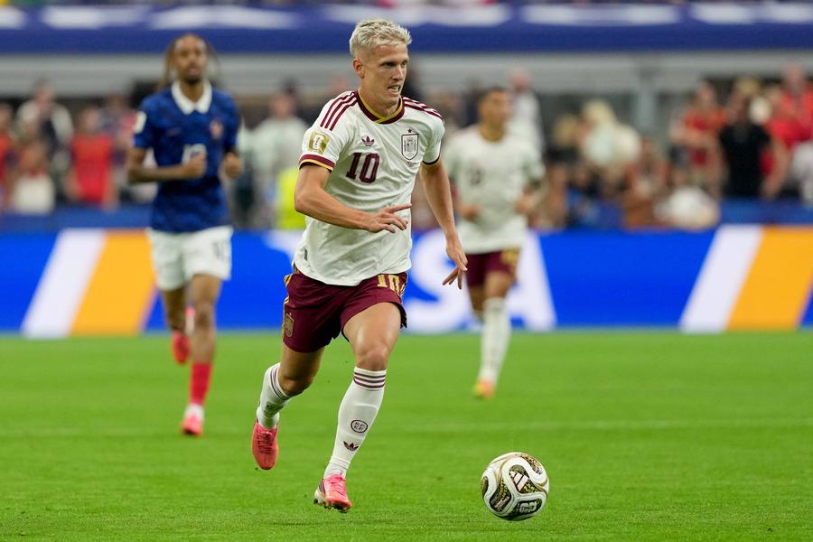 Dani Olmo, „decarul” Spaniei // FOTO Imago Images Dieta care l-a ajutat să „explodeze” la Campionatul Mondial! Secretul din spatele transformării